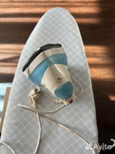 Утюг Maxwel 2400w бу