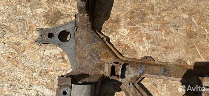 Передняя балка (подрамник) Mercedes-Benz A-Класс