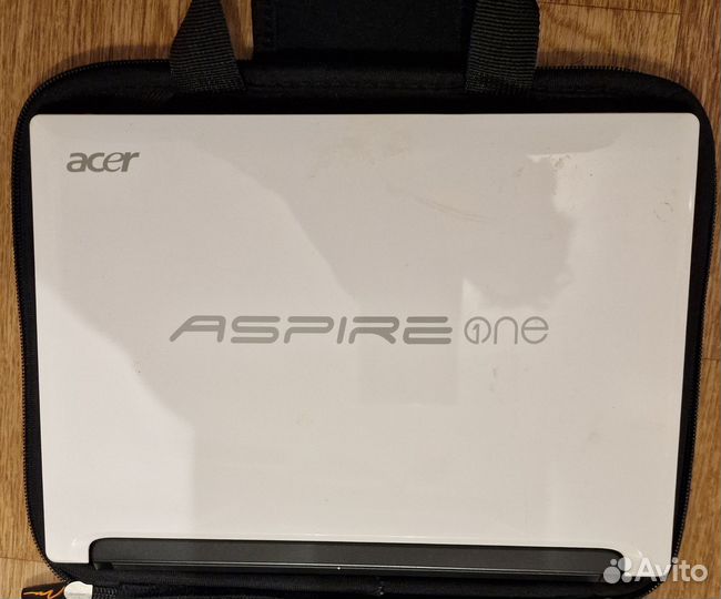 Нетбук acer aspire one
