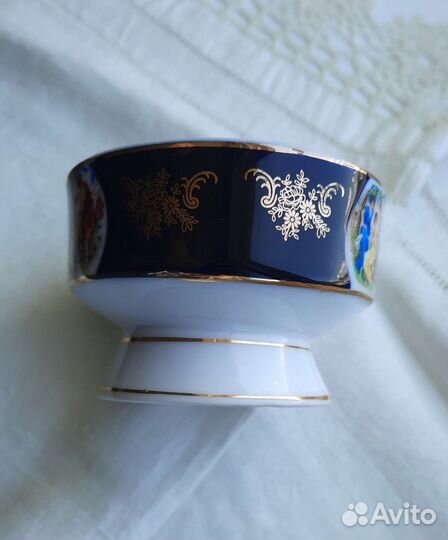 Фарфоровая вазочка для варенья