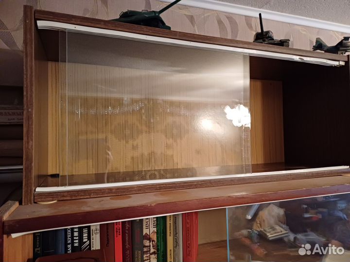 Полка книжная