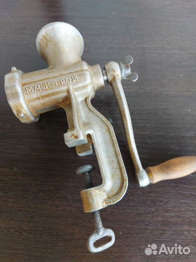 Мясорубка ручная СССР чугунная