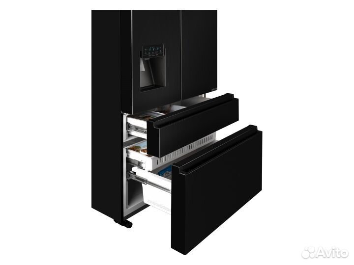 Отдельностоящий холодильник с Wi-Fi и генератором