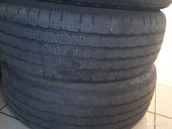 Kumho Radial 798 Plus 235/60 R17
