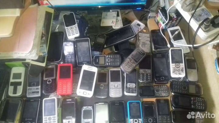 Запчасти телефонов/мат.платы/шлейфы/дисплеи и т.д