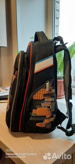 Школьный рюкзак Hummingbird