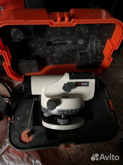 Нивелир оптический