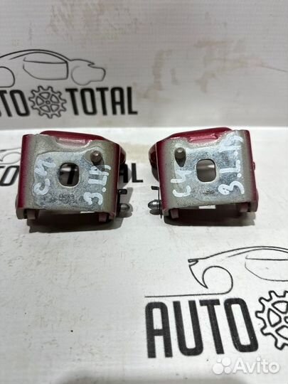 Петли двери задние левые Citroen C4 2011