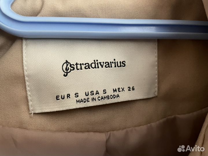 Плащ тренч Stradivarius