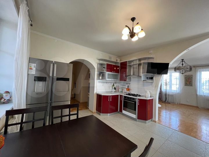 Дом 150,7 м² на участке 11 сот.