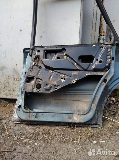 Дверь Ауди 80 Б3 задняя правая