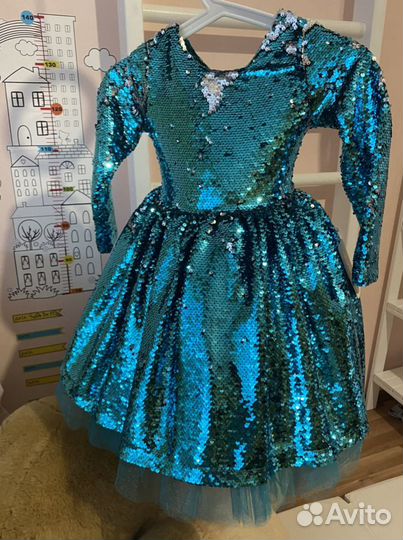 Потрясающее платье для маленькой принцессы