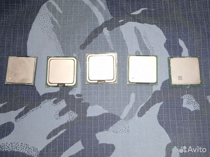 5 Процессоров (2 pentium, 3 celeron)