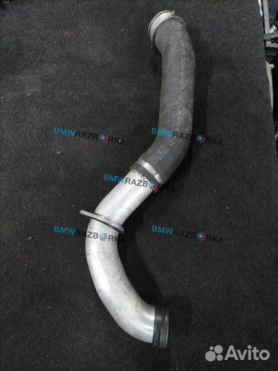Патрубок интеркулера правый BMW X5 E53 рест. 2005