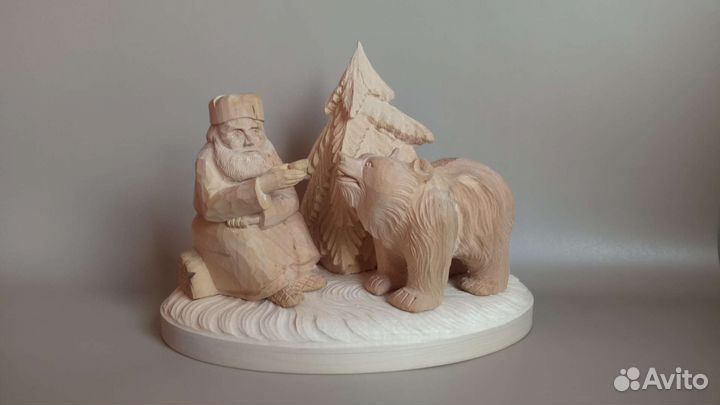 Преподобный Серафим Саровский с медведем