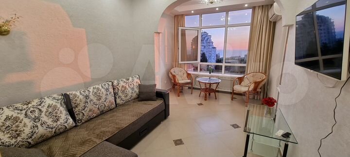 2-к. квартира, 46 м², 8/21 эт.