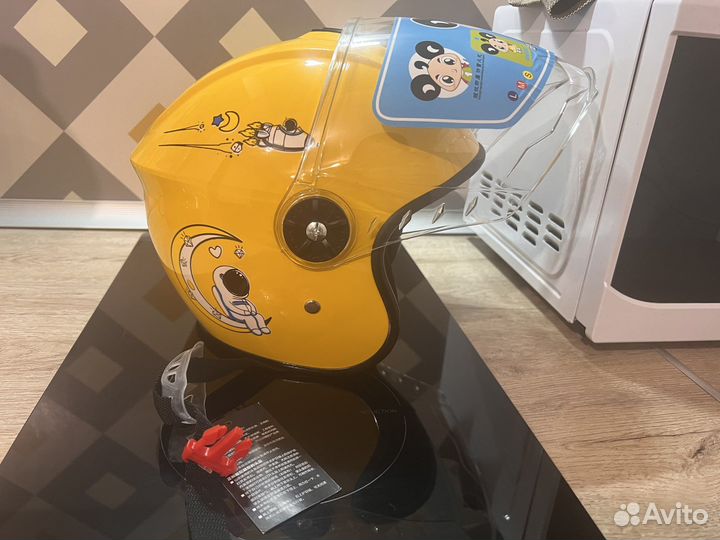 Детский шлем защитный для малышей