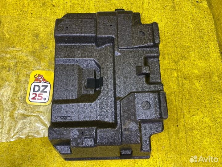 Ванночка в багажник задняя Toyota/Daihatsu