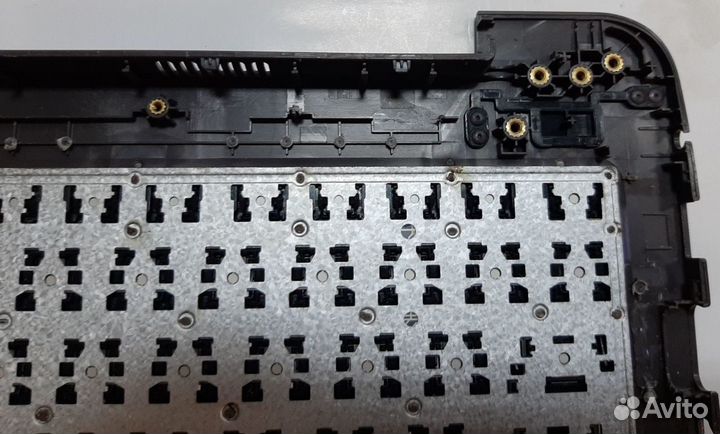 Верхняя часть с клав. Asus X556U. Отп. в регионы