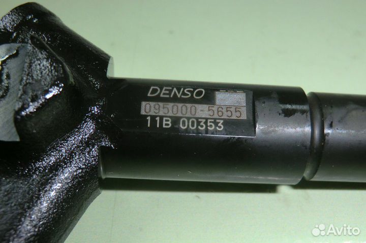 Форсунка топливная YD25 DDTi NP300 16600-EB300