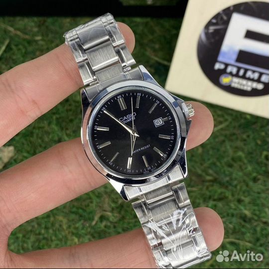 Часы Casio Quartz 3 расцветки