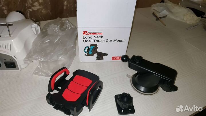 Держатель для телефона в машину