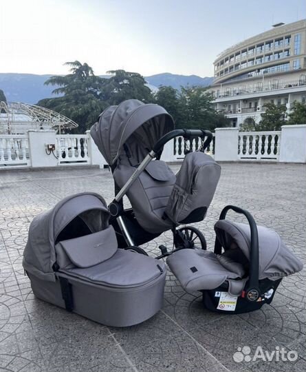 Коляска 3 в 1 Люксмам 780