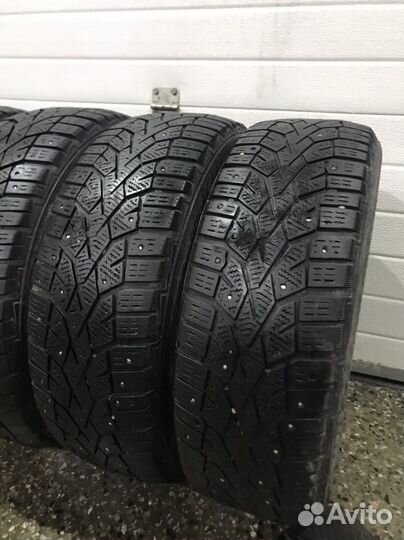 Dunlop SP Winter Ice 03 185/65 R15 92T