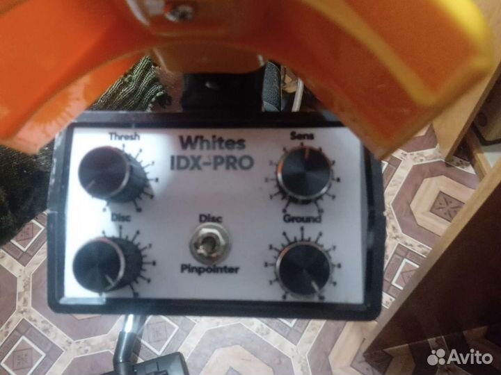 Металлоискатель whites