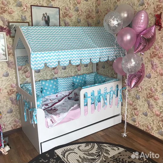 Детская кровать домик