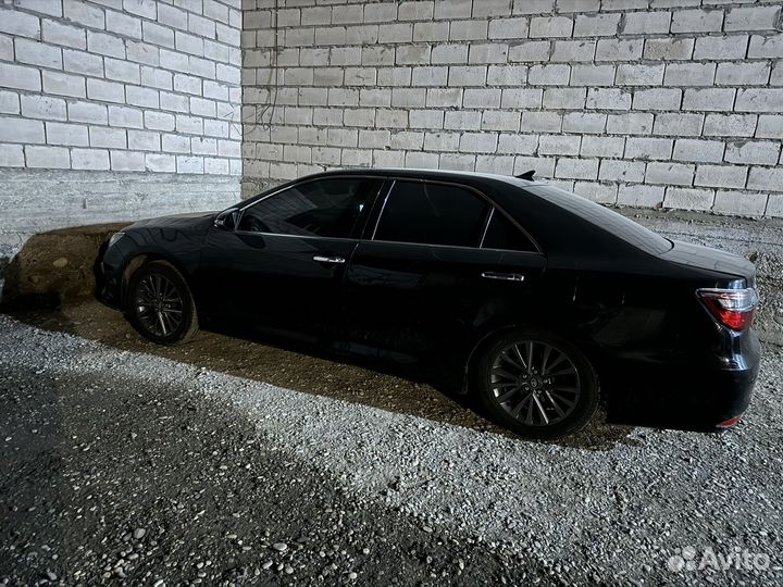 Капот на toyota camry 50