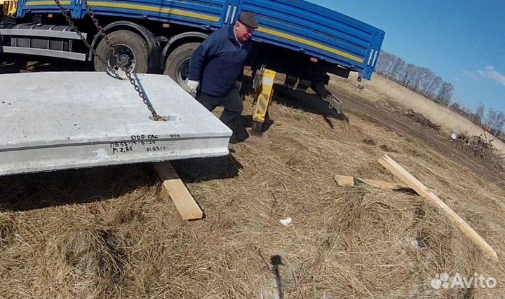 Плиты пустотелые за углом