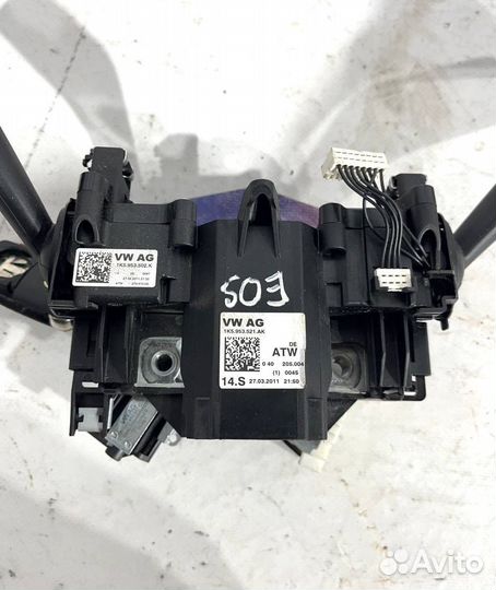 Подрулевой переключатель Volkswagen