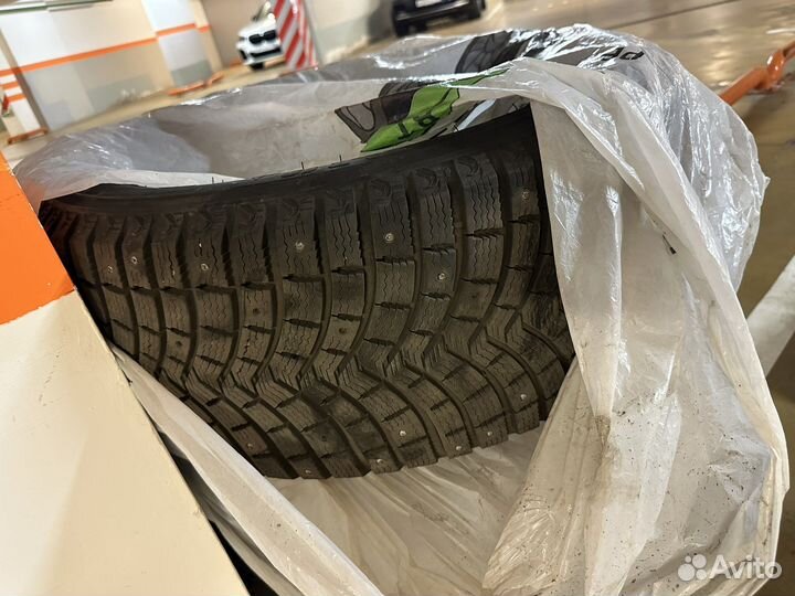 Michelin Latitude X-Ice 255/50 R19