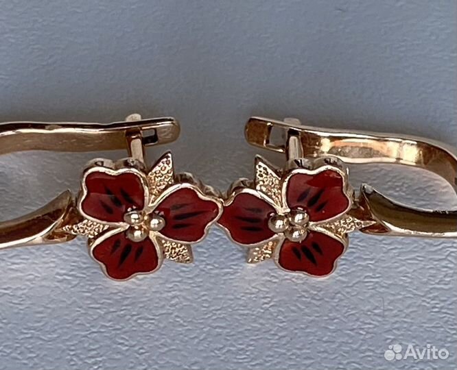 Советские золотые серьги с эмалью