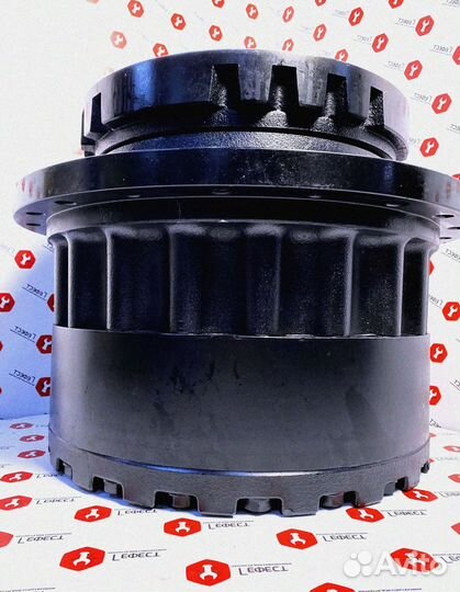 Бортовой редуктор Komatsu PC300LC-8 207-27-00260