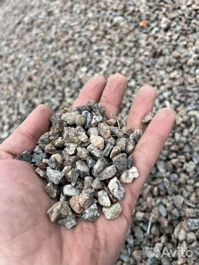 Чернозем,песок,щебень,гравий,бой кирпича