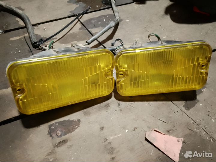 Фара противотуманные тойота