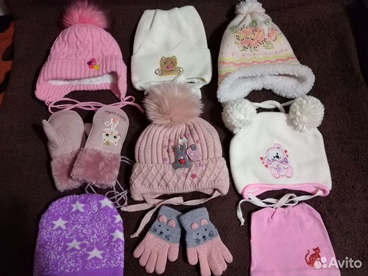 Шапки на девочек,мальчиков варежки, перчатки. Шарф
