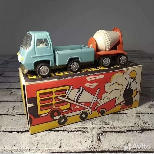 Коллекционный Грузовик Бетономешалка Винтаж