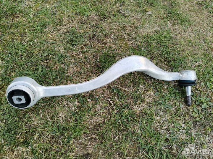 Рычаг передний верхний левый BMW E39