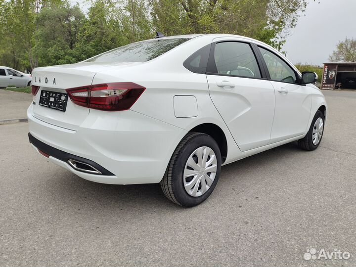 LADA Vesta 1.6 МТ, 2023, 3 км