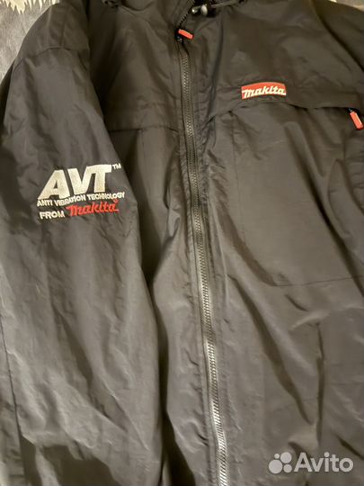 Демисезонная куртка makita