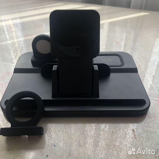 Док станция для iPhone