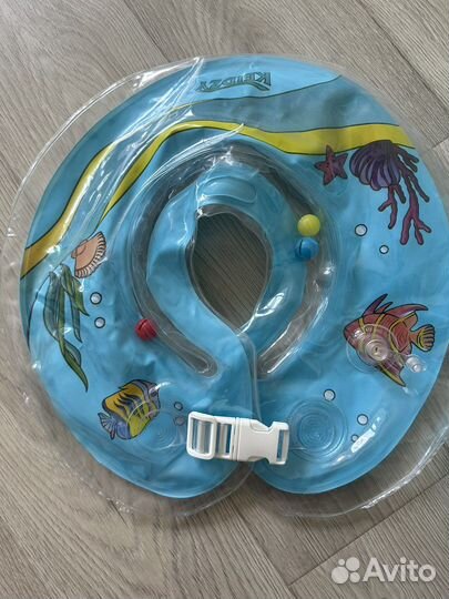 Круг и горка для купания