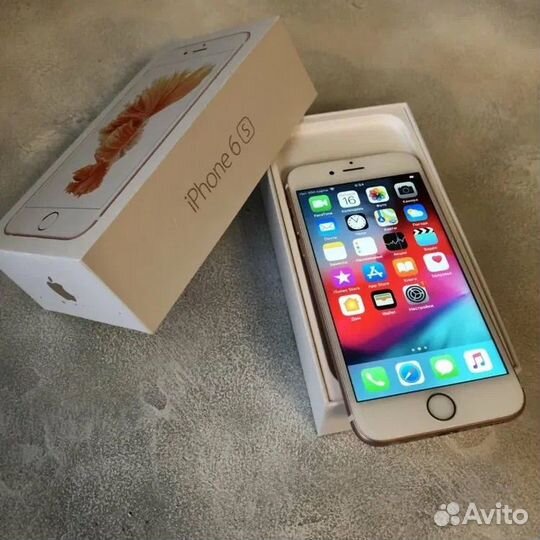 Телефон iPhone 6s