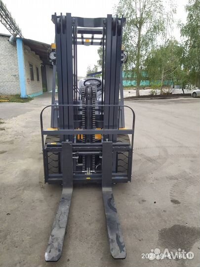 Вилочный погрузчик UN Forklifts FD35T, 2023