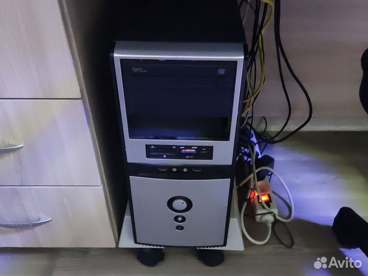 Компьютер системный блок пк