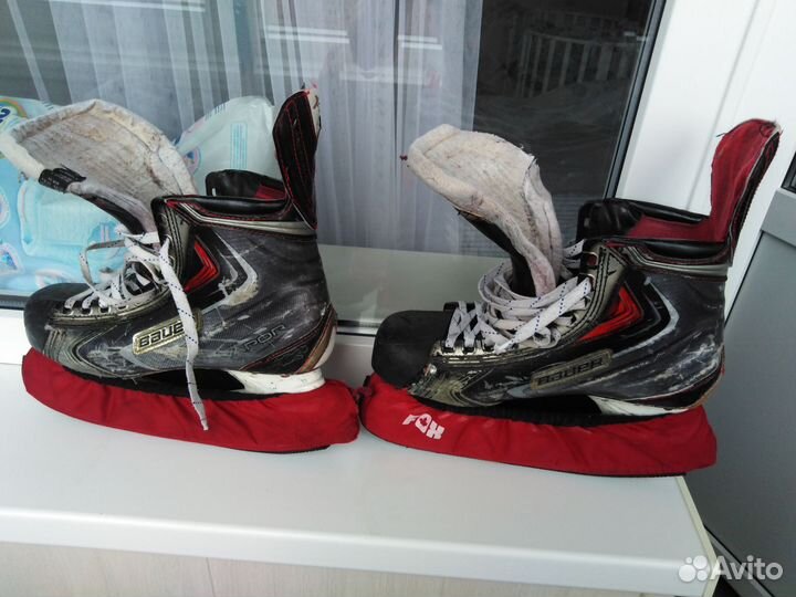 Коньки хоккейные профессиональные bauer APX 2 8EE