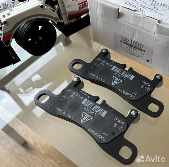 Колодки задние Porsche Cayenne GTS E3,9Y0698451AE